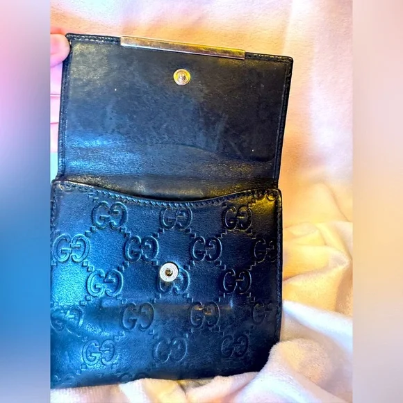 Gucci Bifold Wallet Authentic Gucci Black GG Embossed Leather Bifold Wallet EUC - Picture 6 of 12
